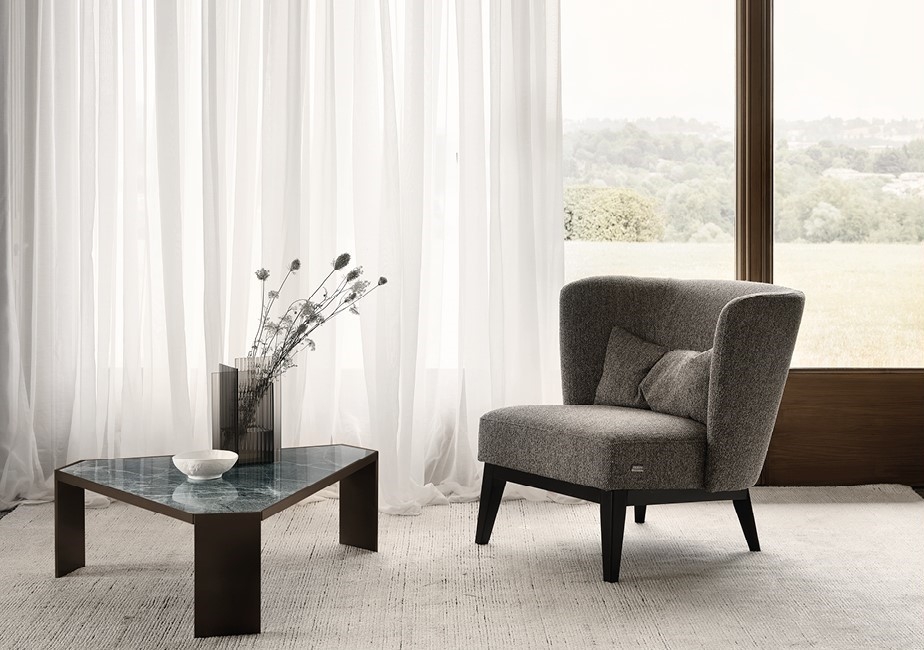 Rondo Armchair for Bedrooms by Nicoline 